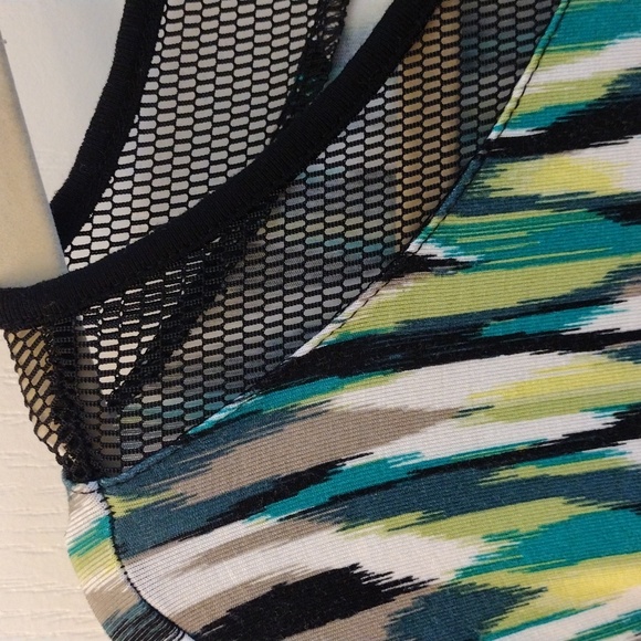 Ruby Rd. Women's Top. L - Picture 2 of 11